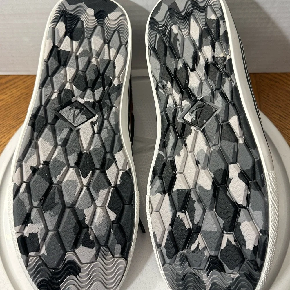 Sperry brand new